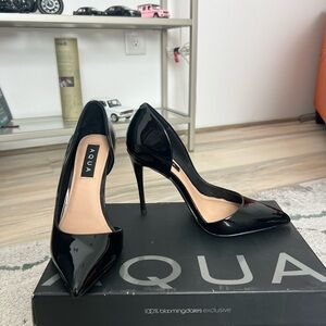 Aqua Glossy Black Pointed Heels